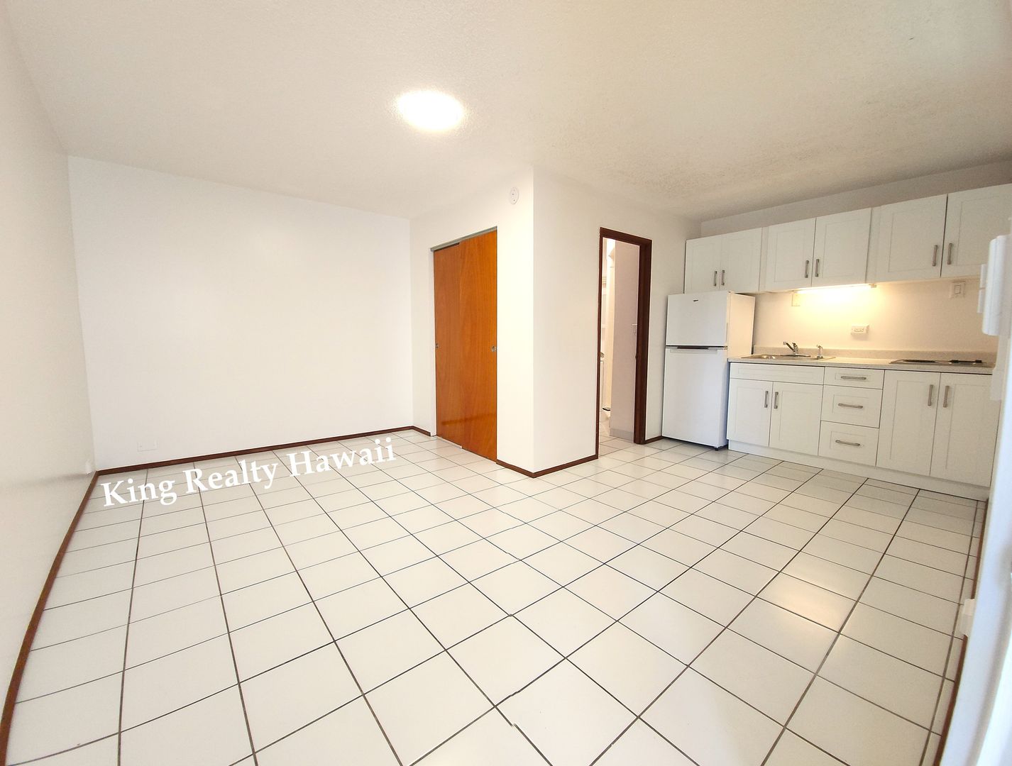 Honolulu Apartment: 1946 Ala Moana Blvd