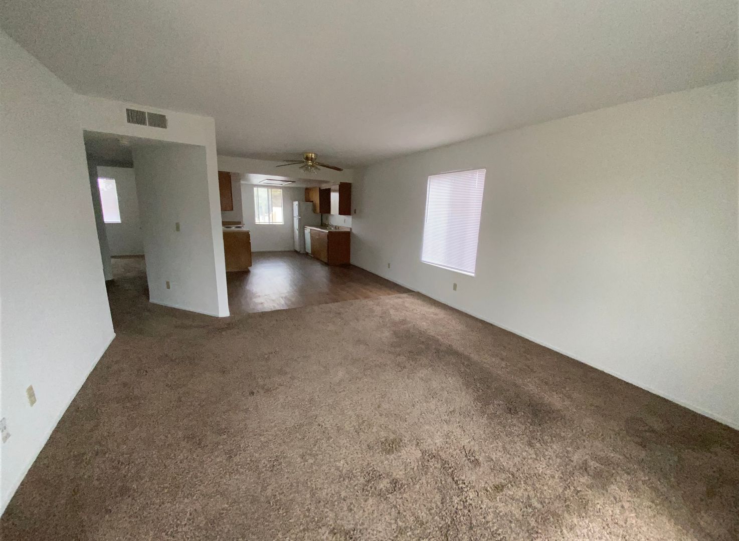 Hanford Apartment: 1710 Mckinley Ave
