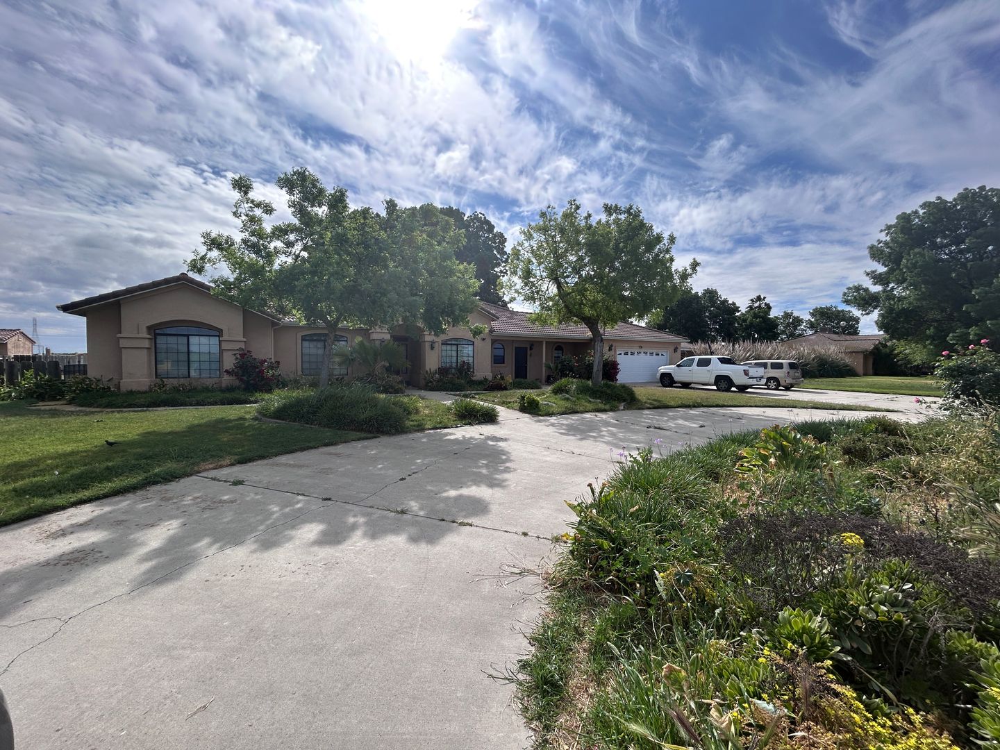 Riverdale House: 19890S S Polk Ave