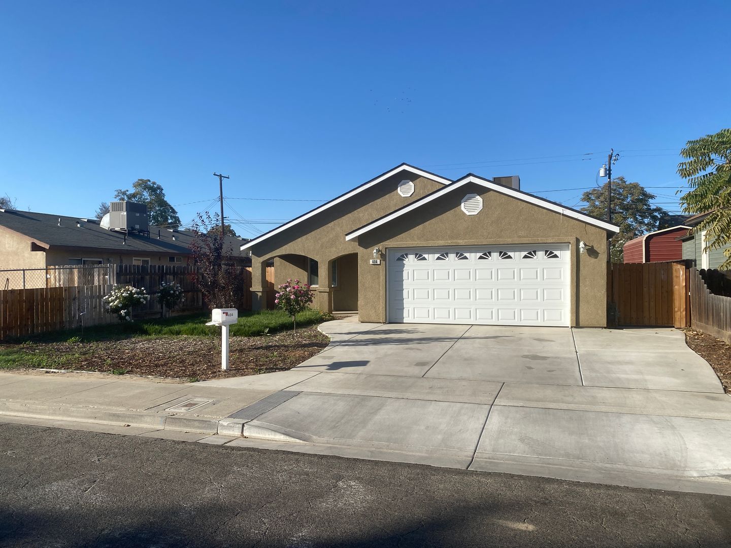 Hanford House: 409 E. 9th Street