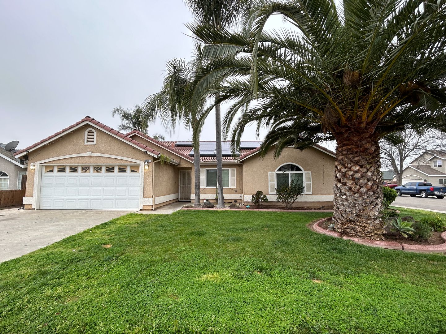 Hanford House: 2266 Ranier Way