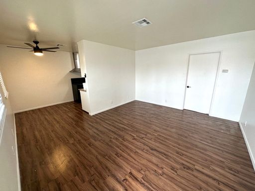 Beautifully 1 Bedroom 1 Bath ~ Comes with Parking, Appliances, Cold Water And Trash Included, LA City Section 8 Vouchers Accepted & No app fee! – photo 1