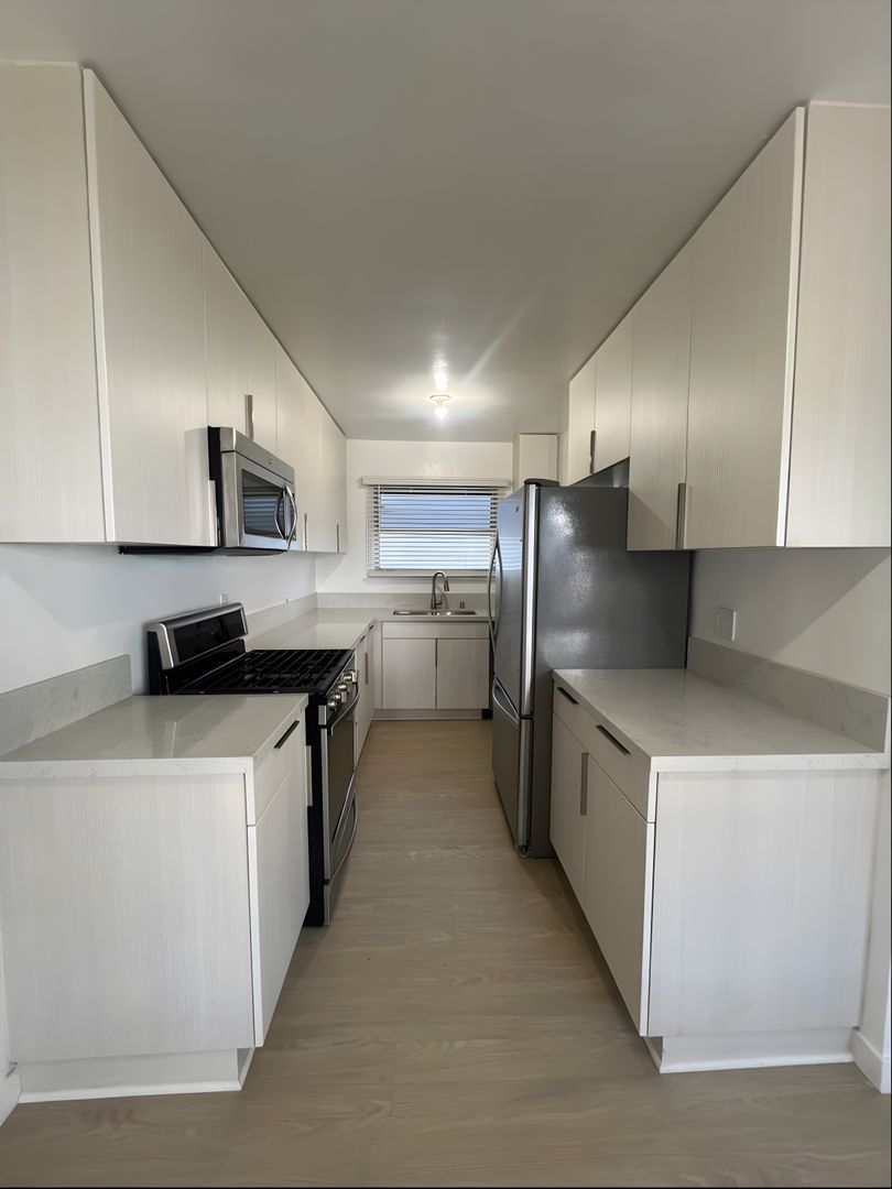 5756 Morley Ave., Los Angeles, CA 90045