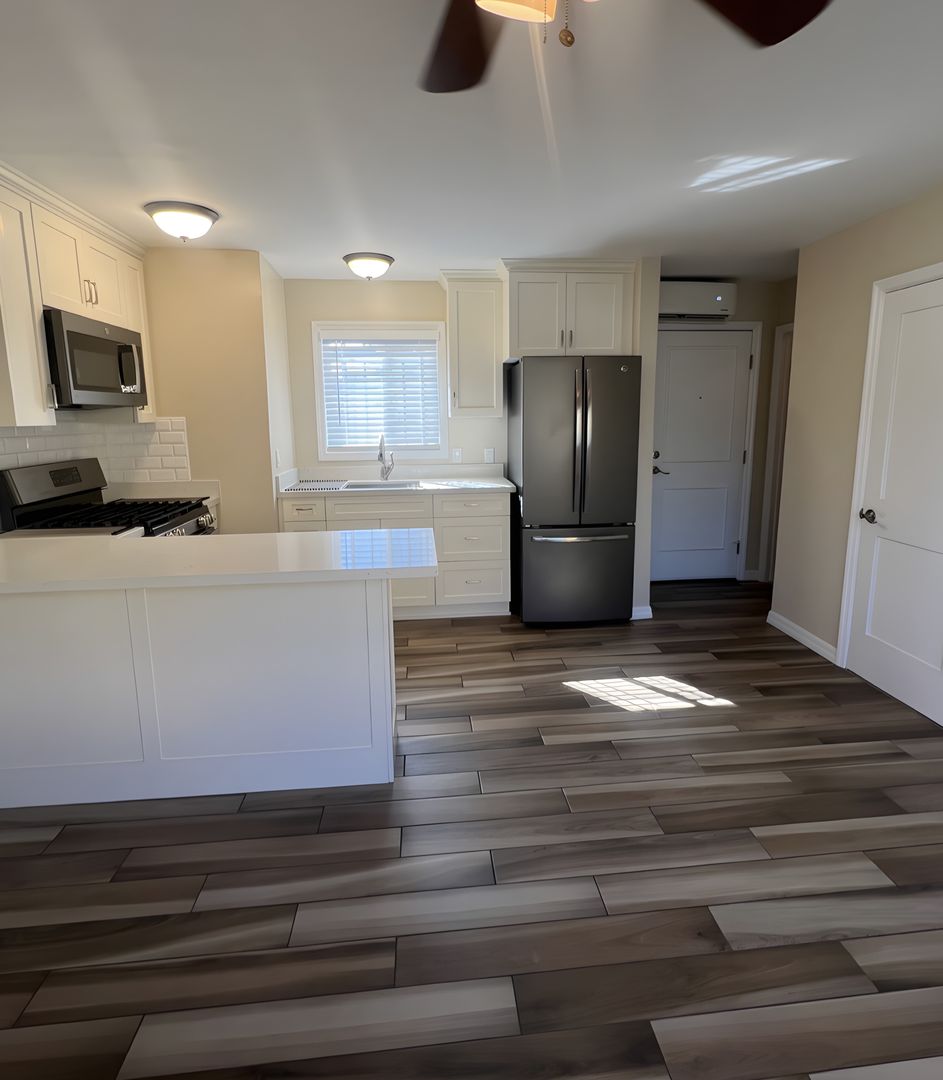 10310 S. Main St., Apt. 4, Los Angeles, CA 90003