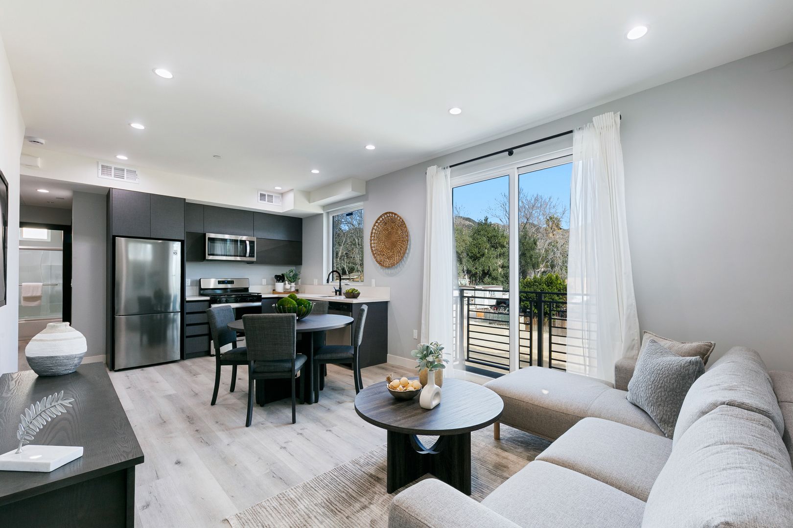 Sylmar Townhome: 13615 N. Fellows Ave.