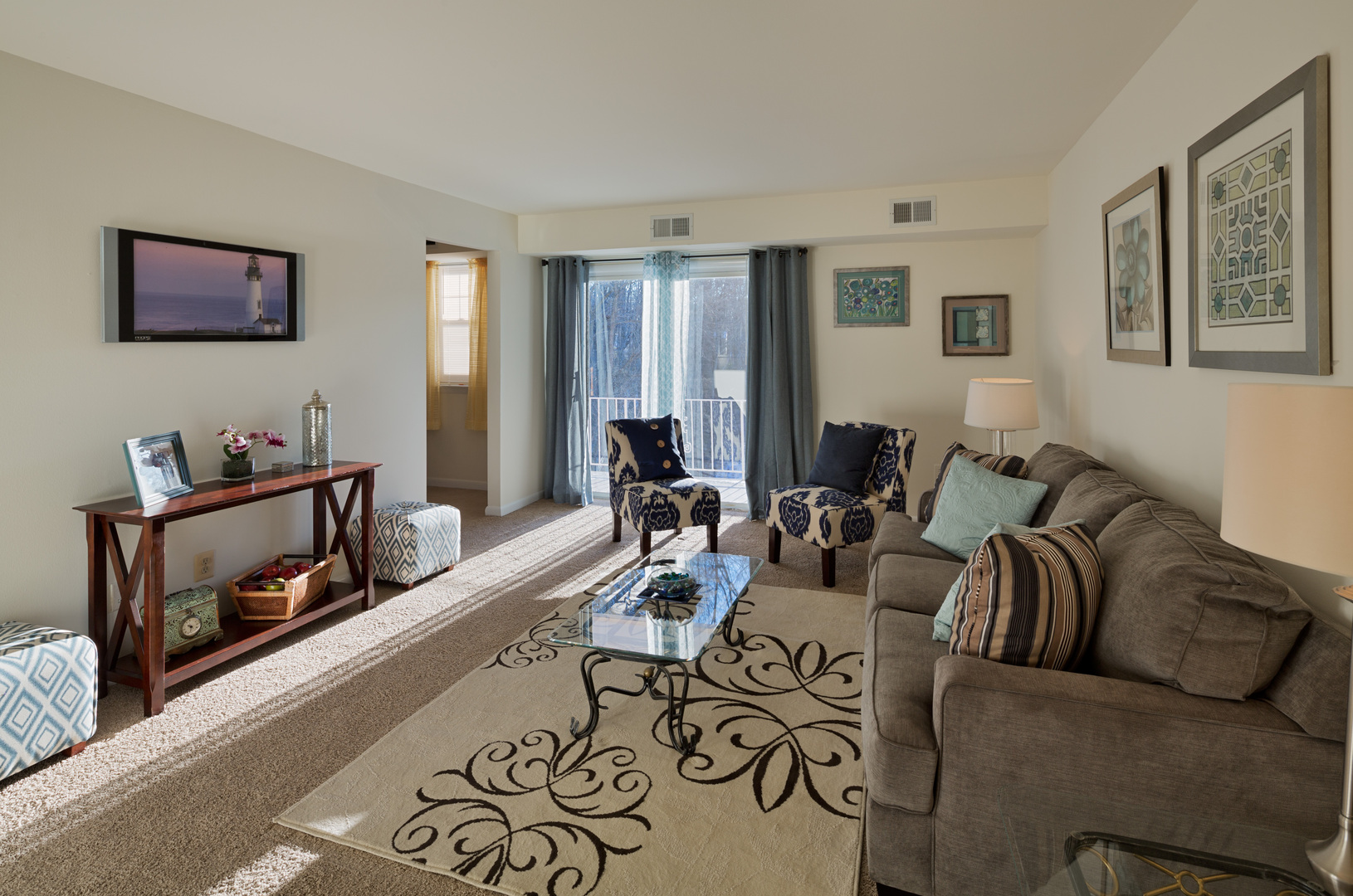 Pickwick Apartments LLC 3 of 12