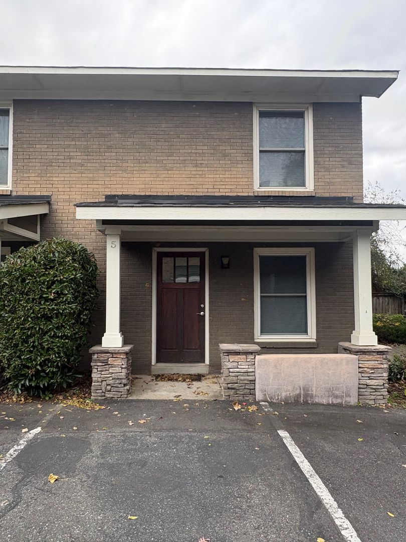 Charlotte Townhome: State Street