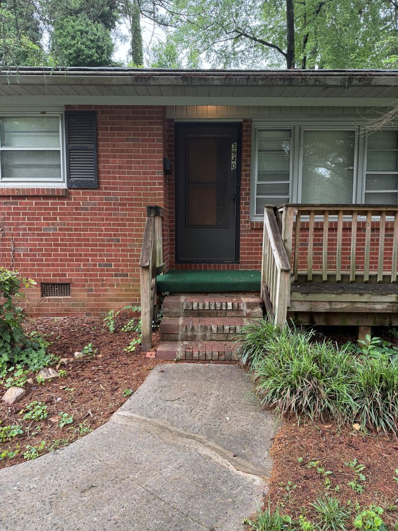 Charlotte Apartment: Windfield Drive