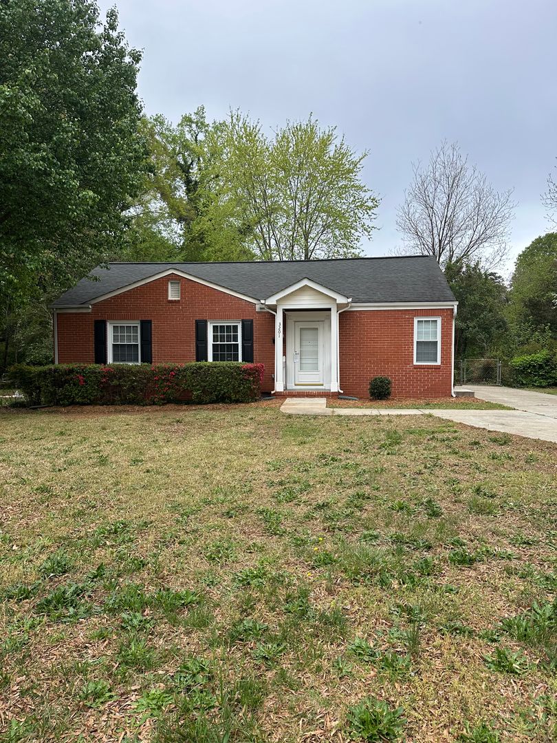 Charlotte House: 3201 Dublin Road