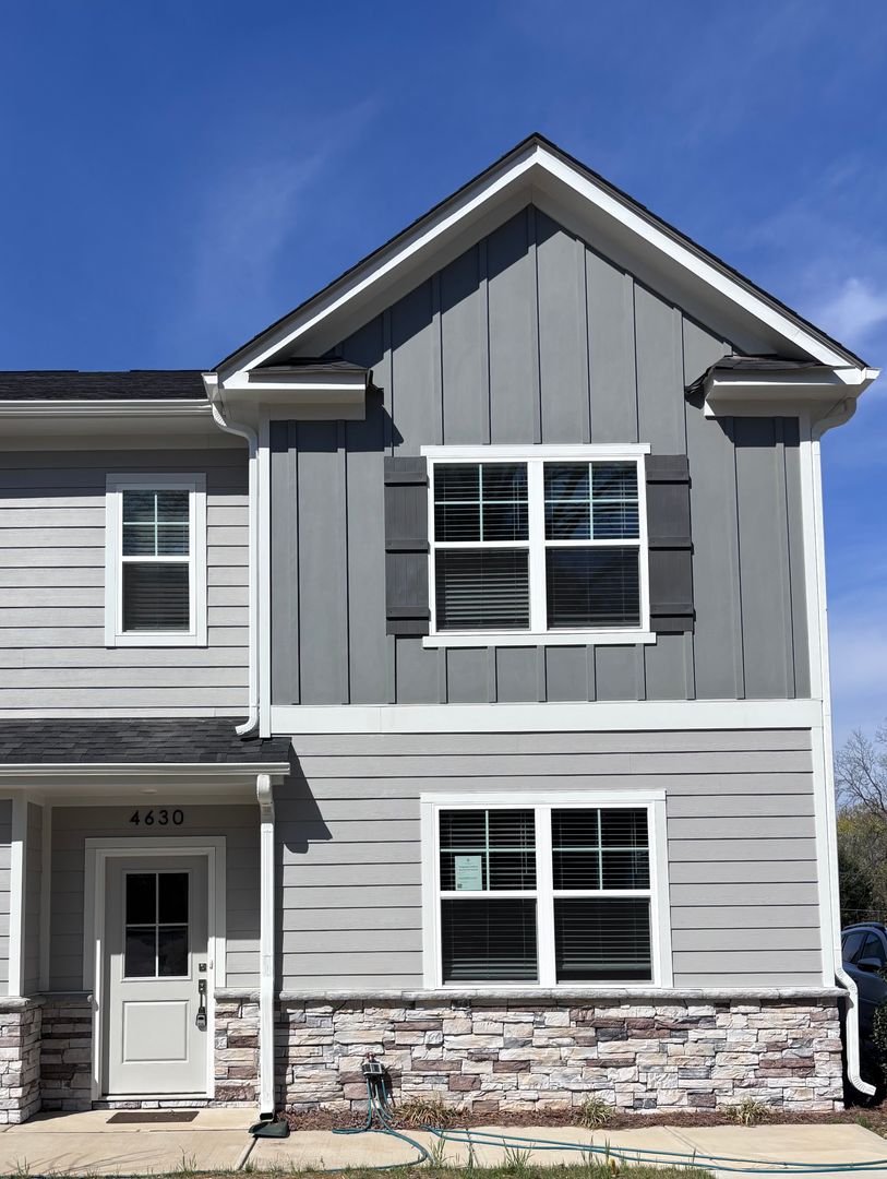 Charlotte Townhome: 4630 Dogwood Place