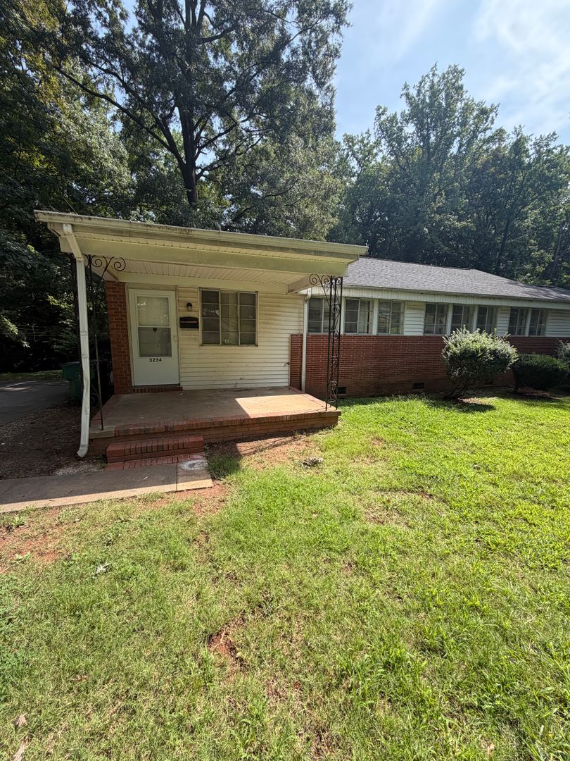 Charlotte House: 3234 Marlborough Road