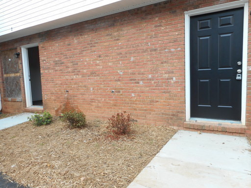 Charlotte House: 1324 Thomasboro, Unit #4