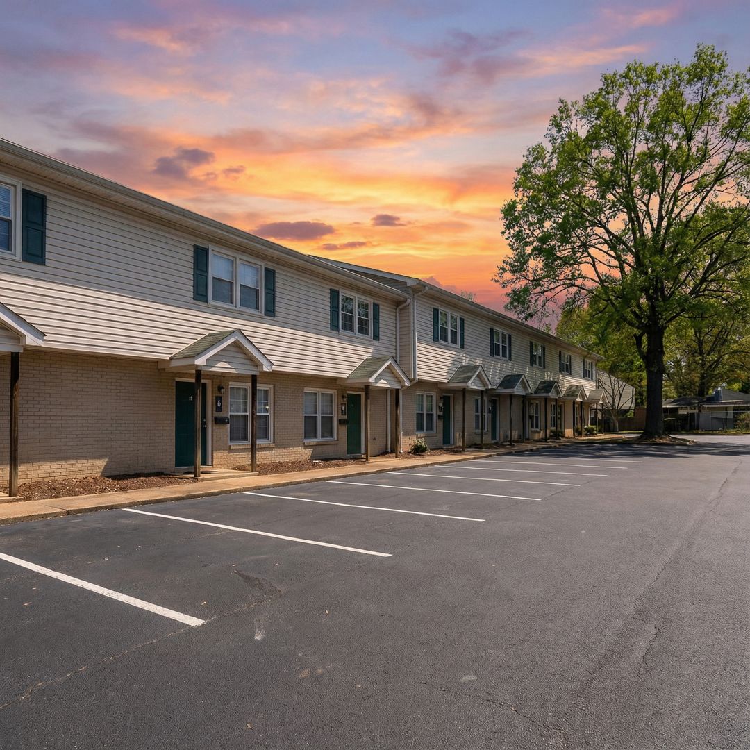 Charlotte Apartment: 601 Key Street