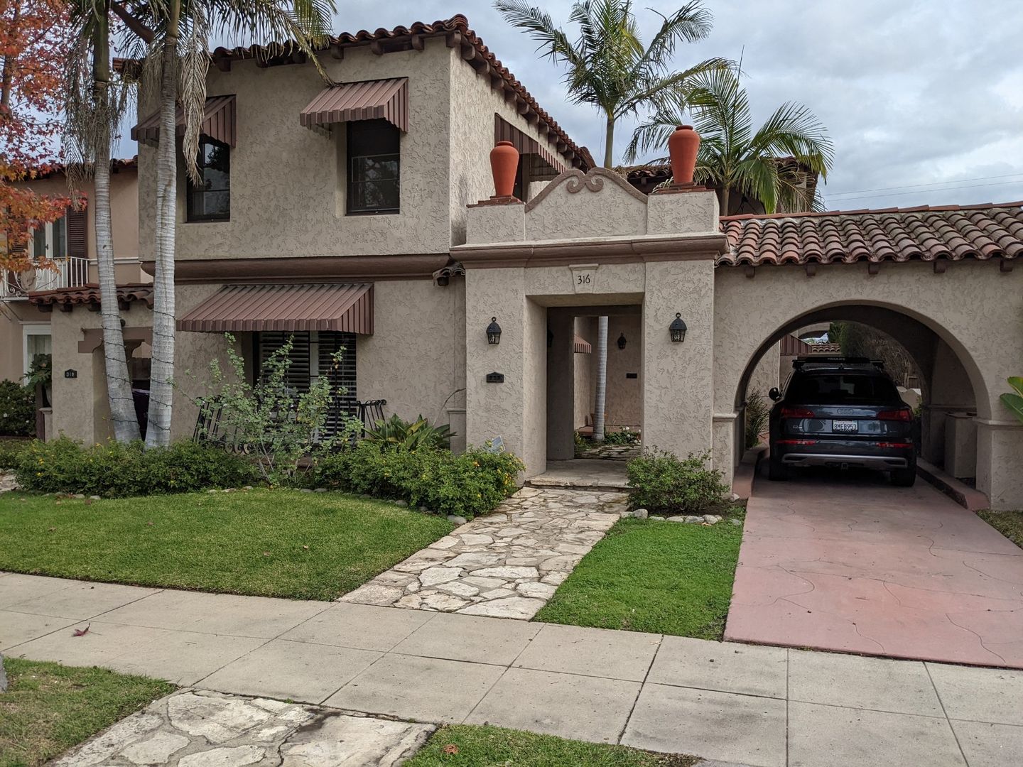 Long Beach Apartment: 316 Park Avenue