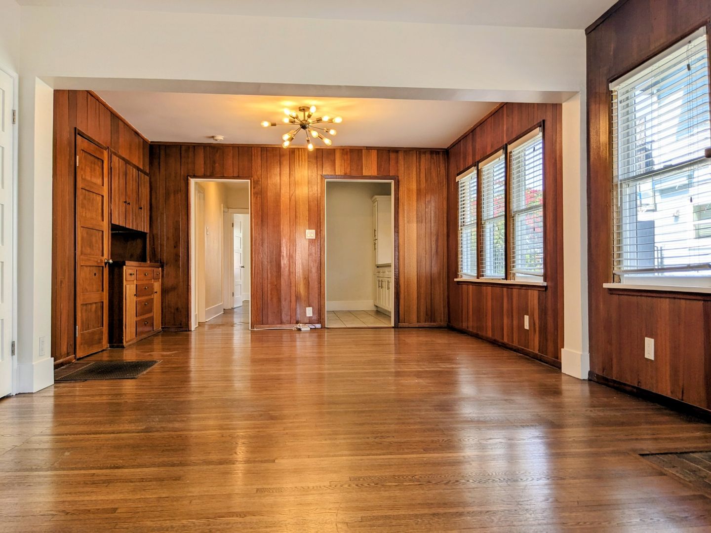 Long Beach Apartment: 1517 East 1st Street