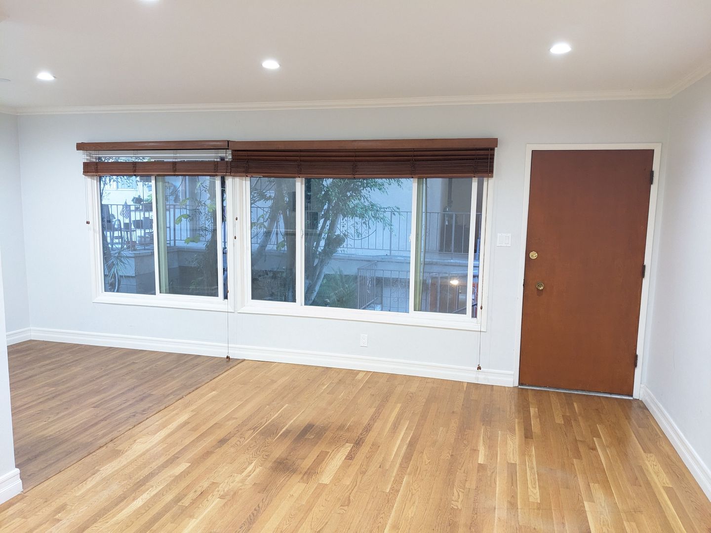 Santa Monica Apartment: 1019 6th Street