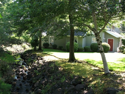 NO ONE ABOVE OR BELOW YOU! (TOWN HOME) – photo 1