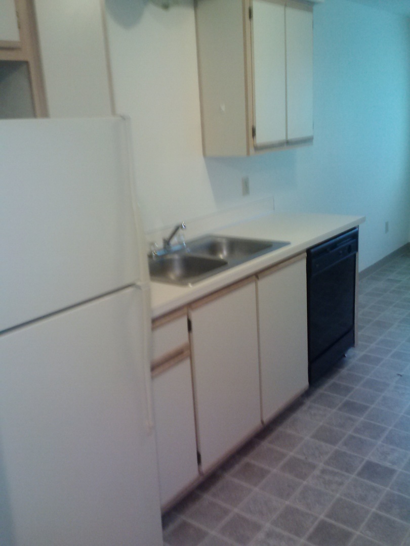 Albany Apartment: 1915 21st Avenue SE