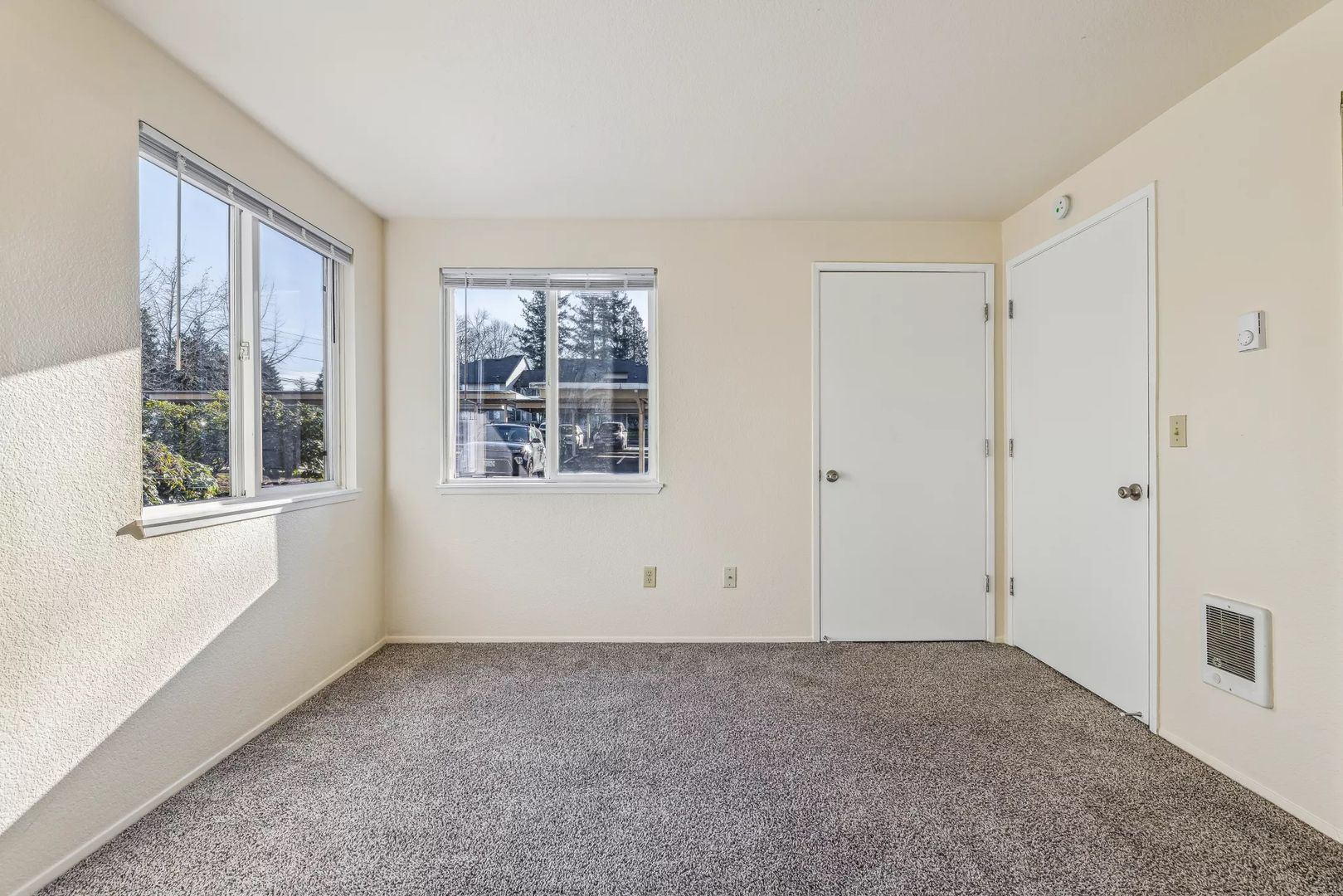 GRESHAM Apartment: 1645 NE 20th ST