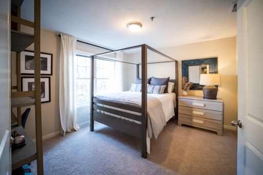 1 Bed, 1 Bath Floor Plan - Greenside – photo 1