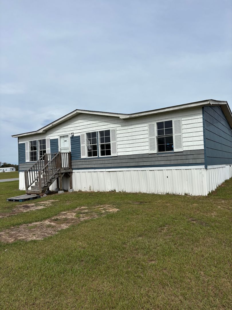 Greenville House: 1759 Embarcadero Ave.