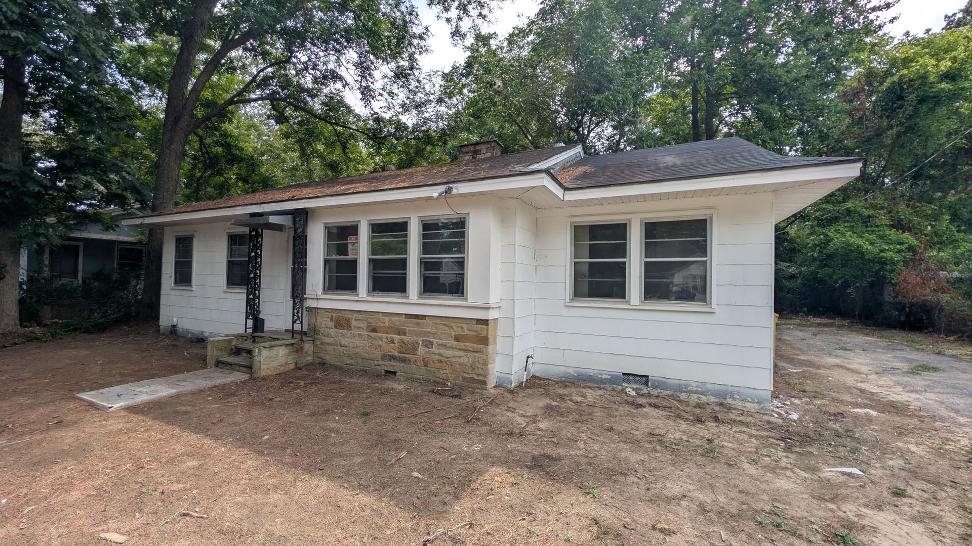 Kinston House: 1504 Hyman Ave