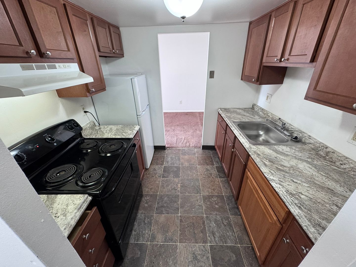 McKeesport Apartment: 604 Shaw Ave