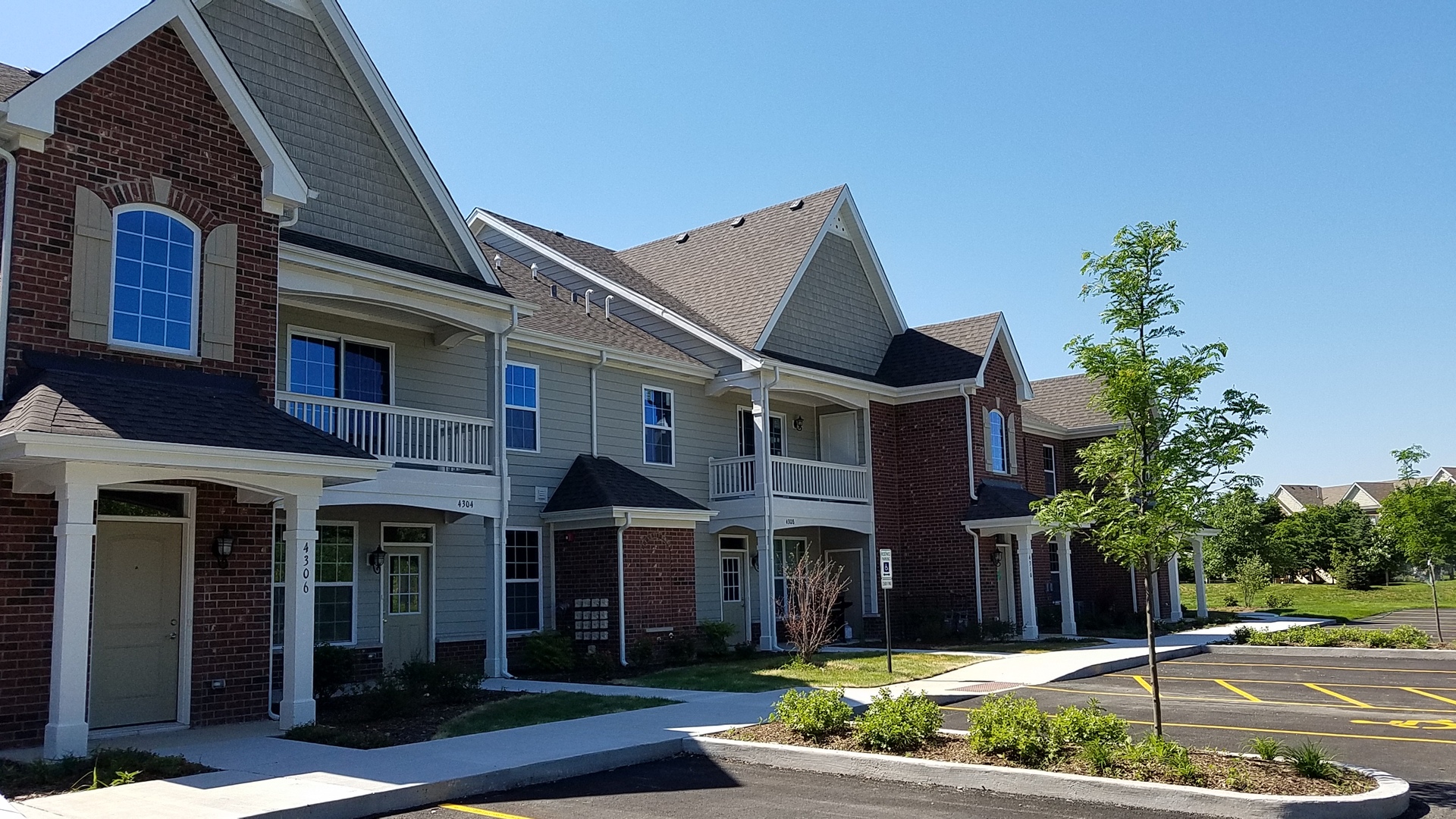 Joliet Condo: 4362 Timber Ridge Court