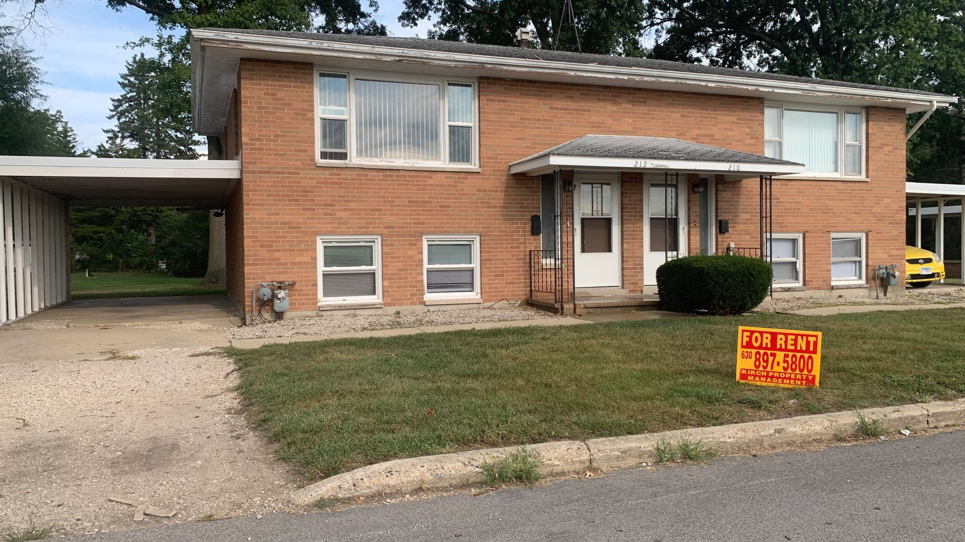 Plano Apartment: 210 N Cook St