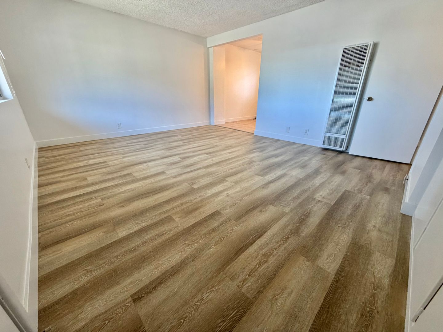 El Segundo Apartment: 328 Standard Street