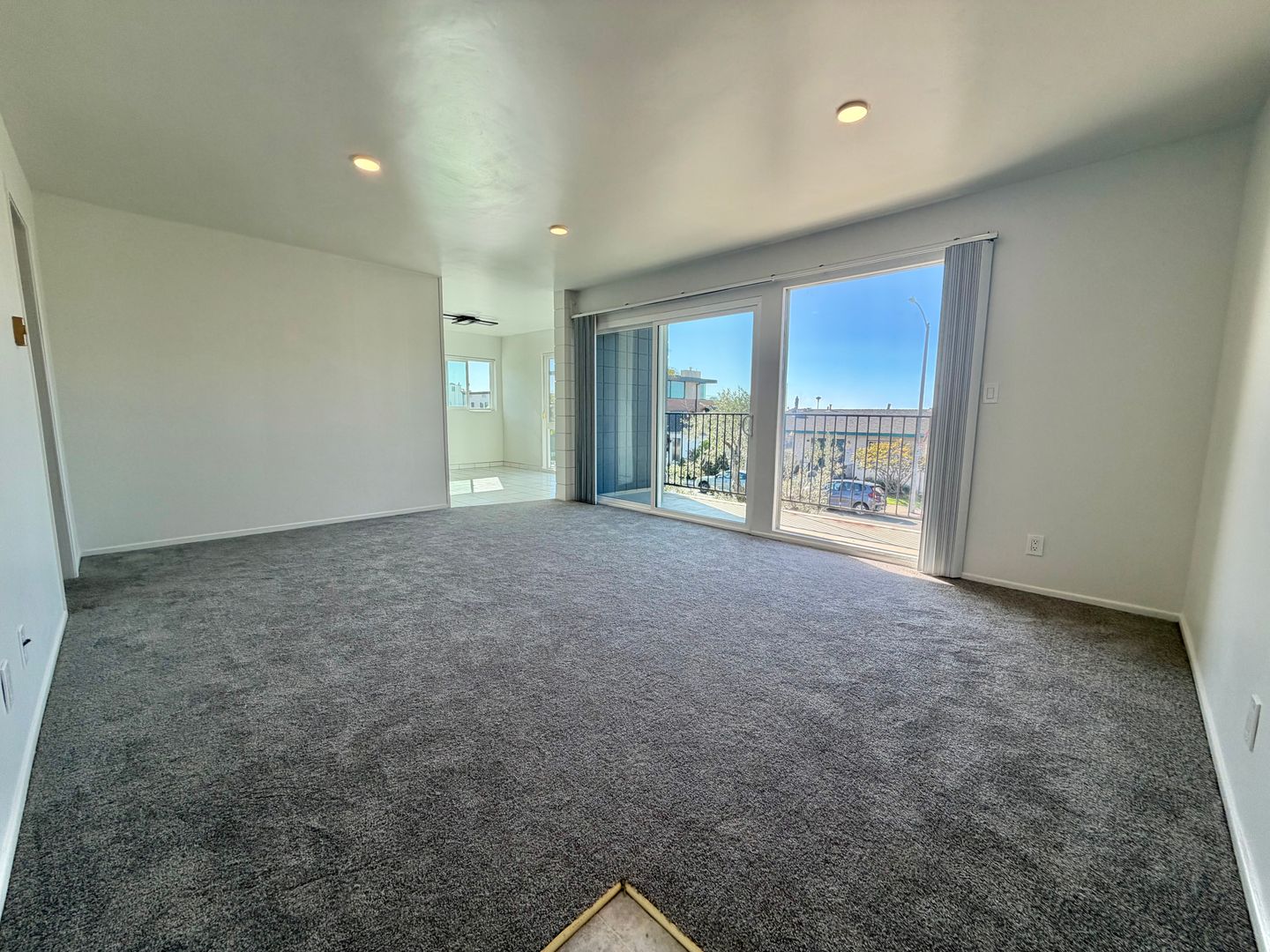 Hermosa Beach Apartment: 1100 Monterey Boulevard