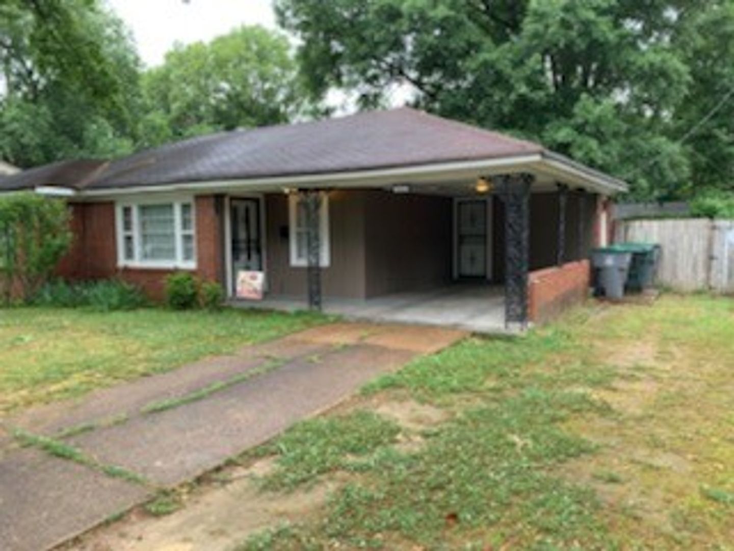 Memphis House: 4516 E. Dearing Rd
