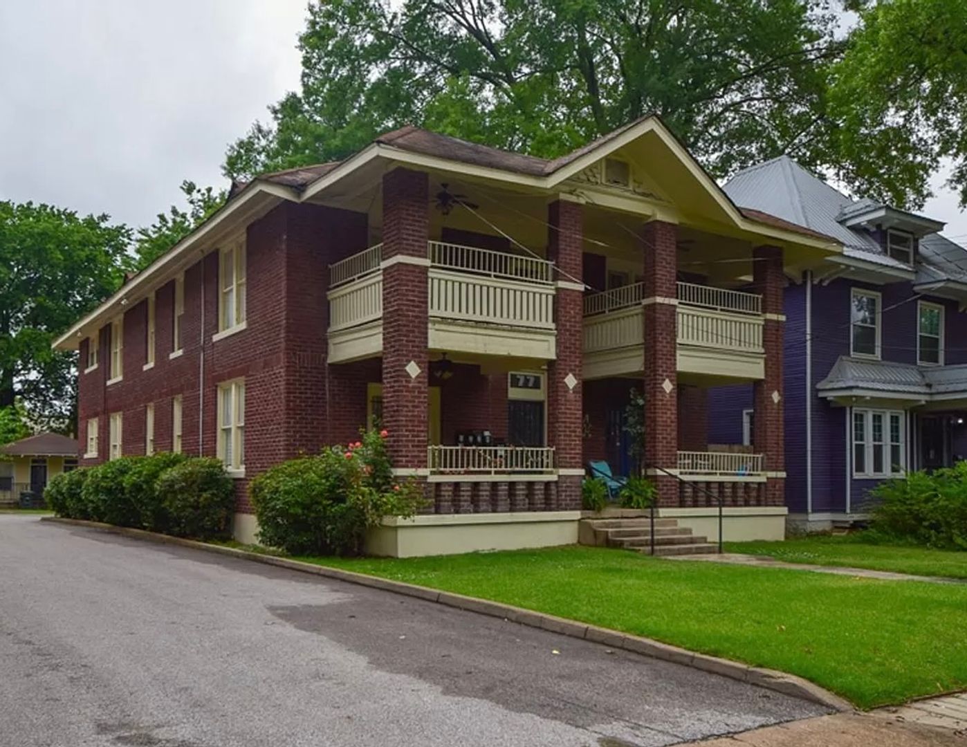 Memphis Apartment: 77 N Belvedere