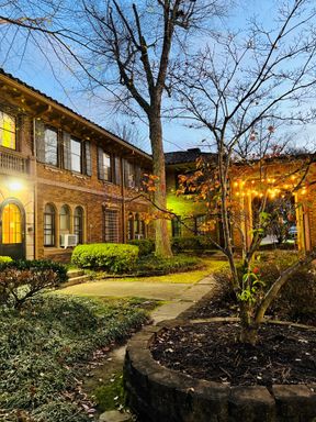 Peabody Place Apartments – photo 1