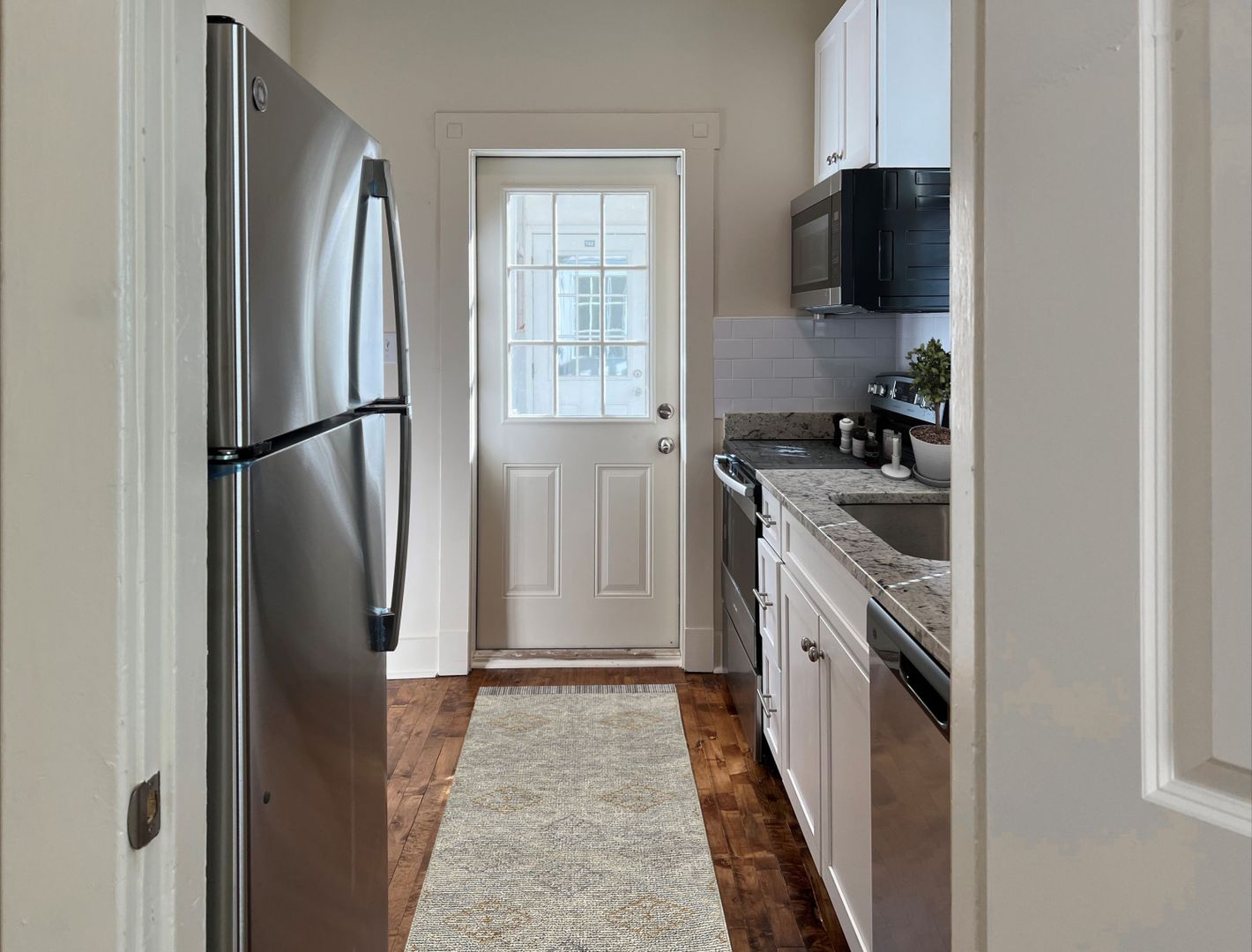 Memphis Apartment: 2342 Parkway Place