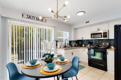 1031 PARK DR #5