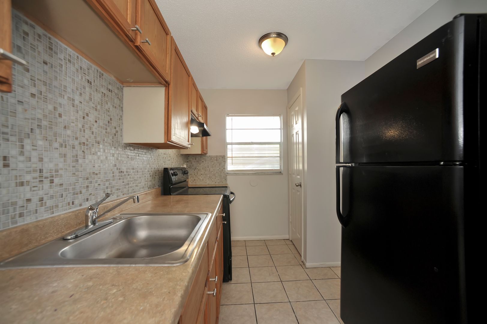 Melbourne, Apartment: 1734 Avocado Ave