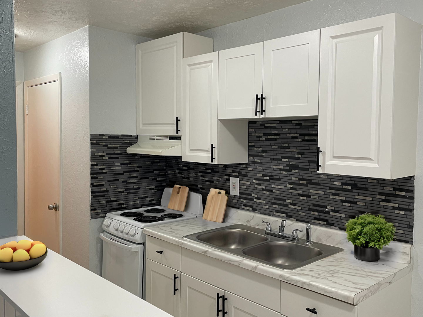 Saint Cloud Apartment: 1215 10th St