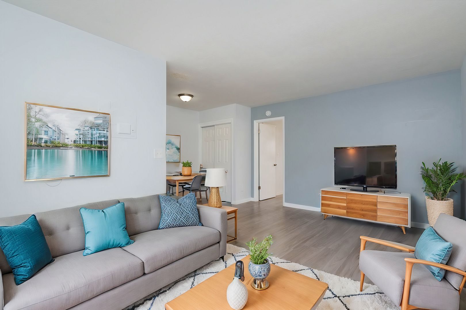 Melbourne Apartment: 115 Seminole Ave W