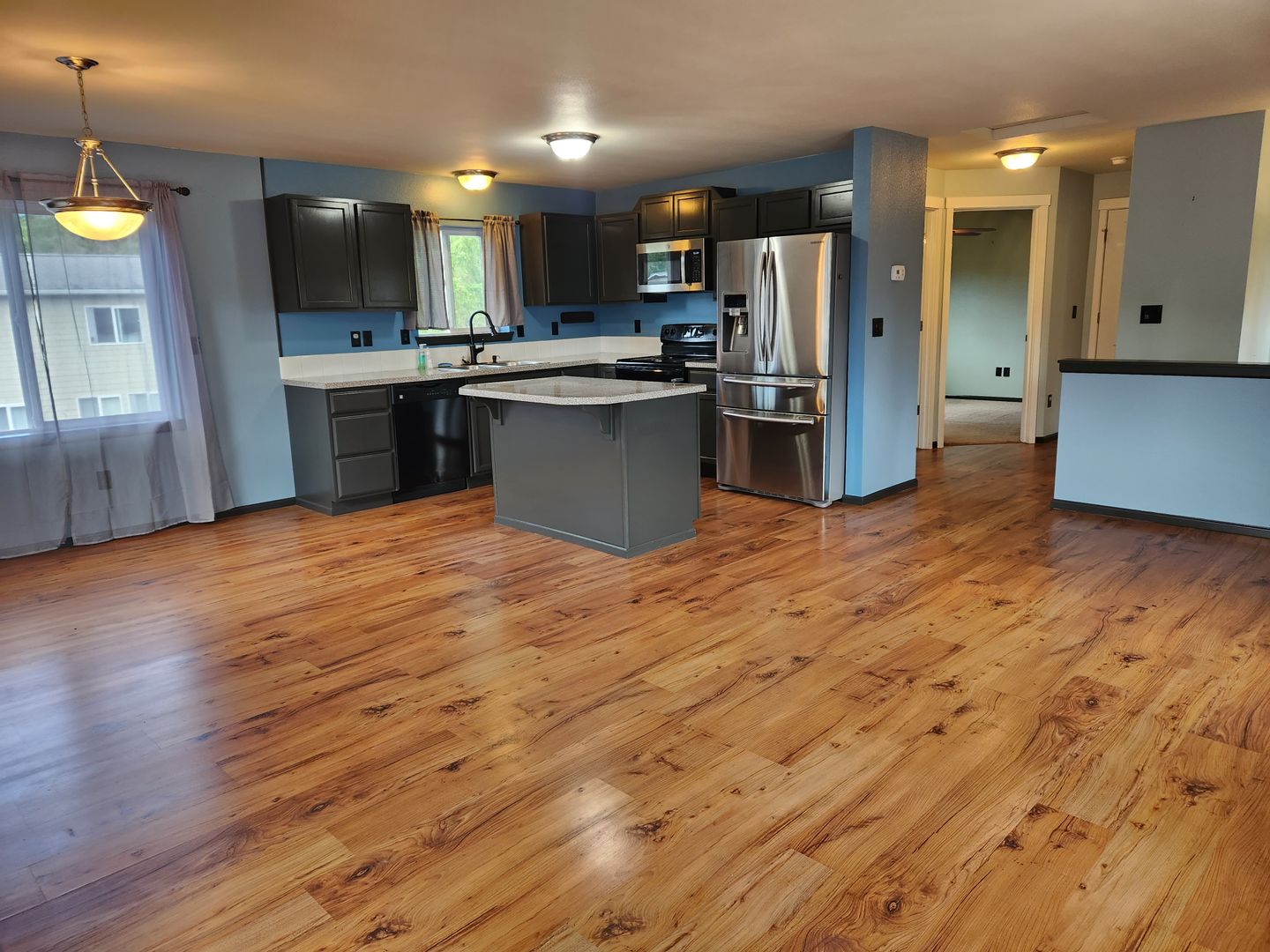 Silverdale House: 7664 NW Kildare Loop