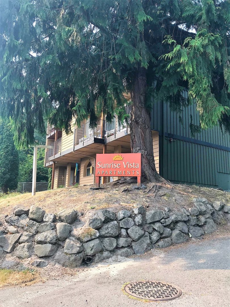 Silverdale Apartment: 9717 Danwood Lane Unit 3