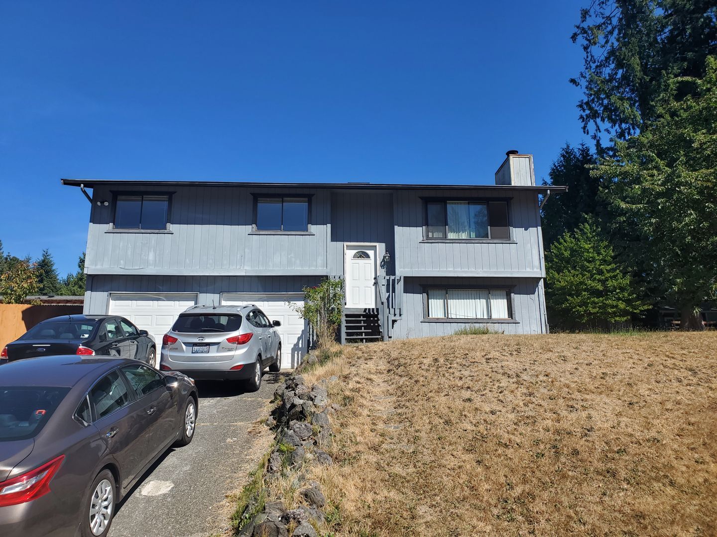 Bremerton House: 7307 Blackbird Drive NE