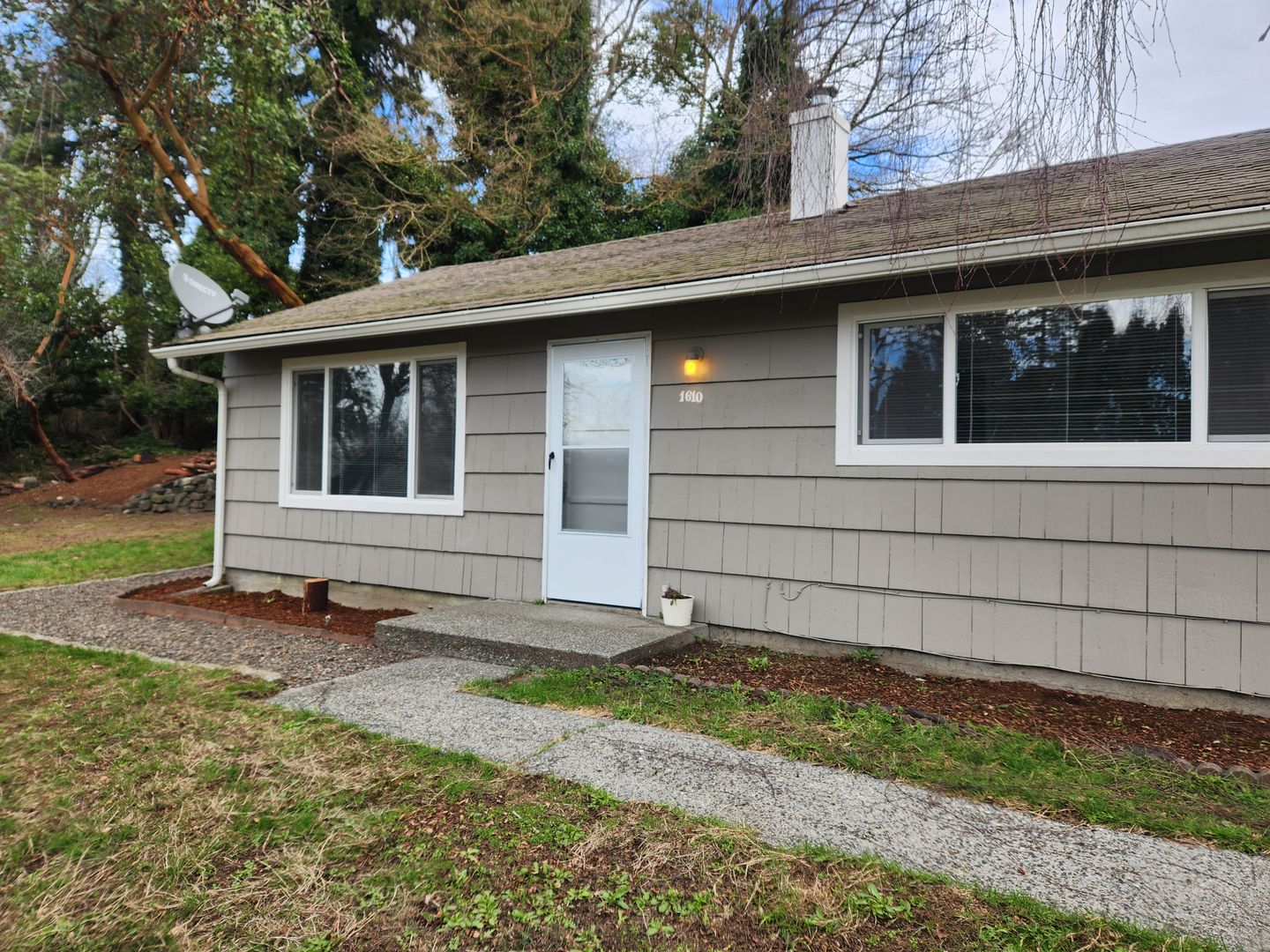 Bremerton House: 1610 E 31st Street