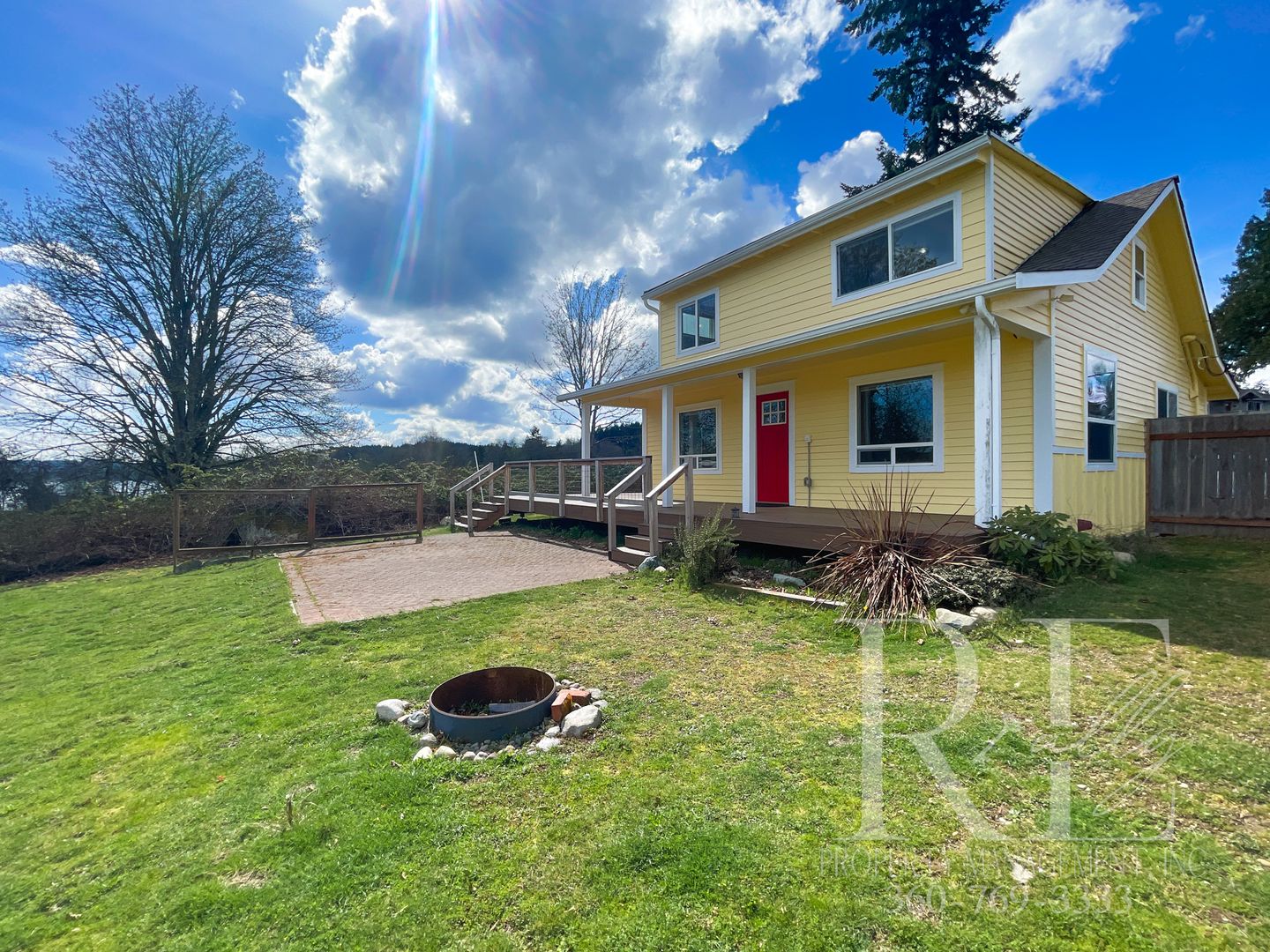 Poulsbo House: 435 Liberty Rd NW