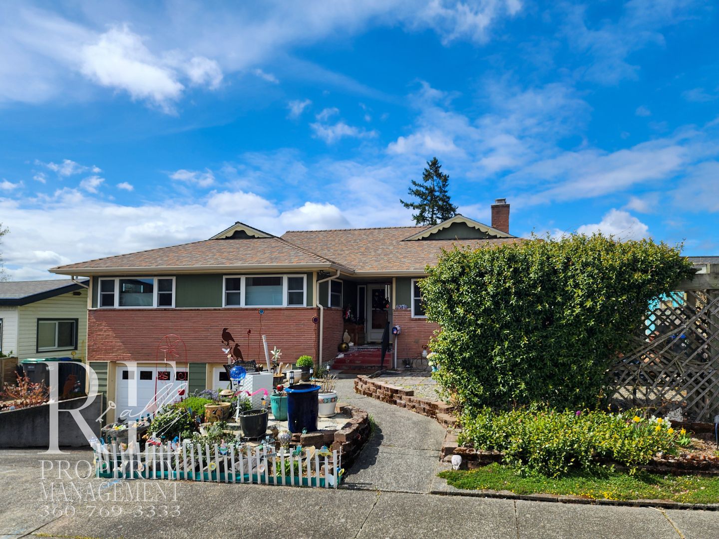 Bremerton Multiplex: 2113 Brashem Ave