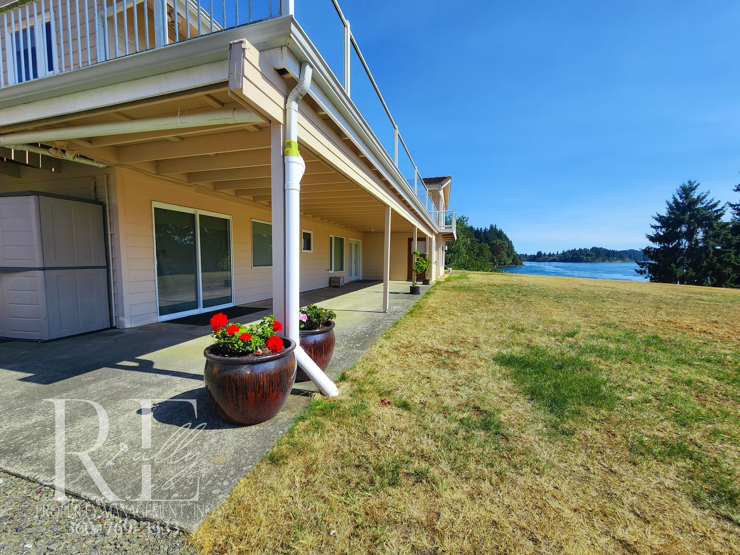 Bremerton House: 515 Heritage Lane NW