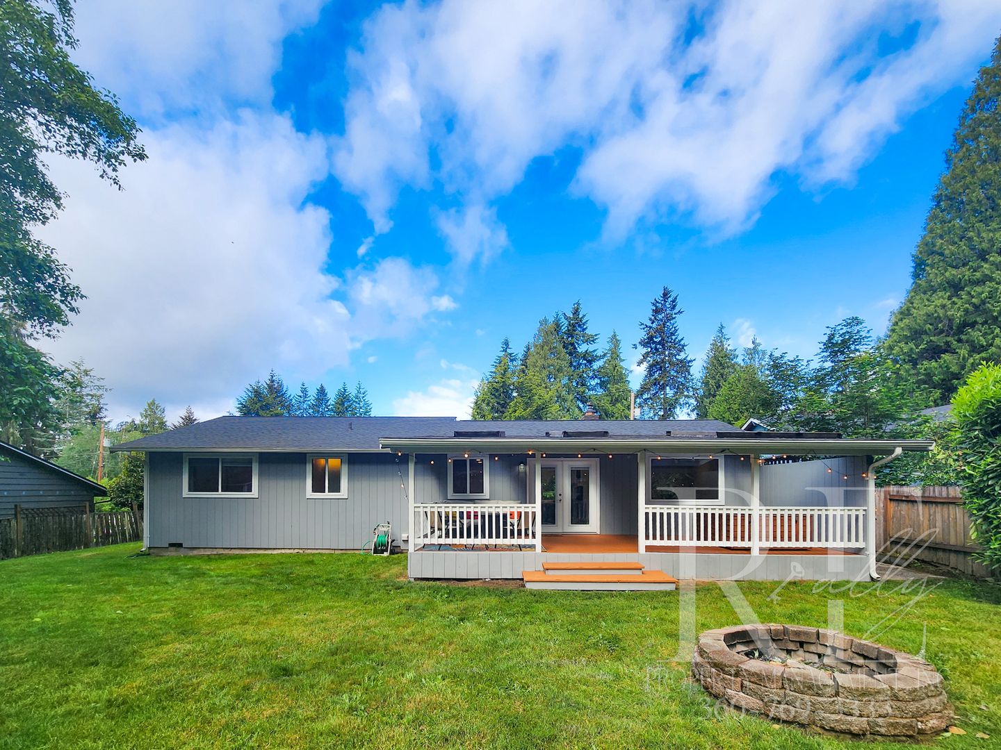 Poulsbo House: 8120 Seawind Ave NE