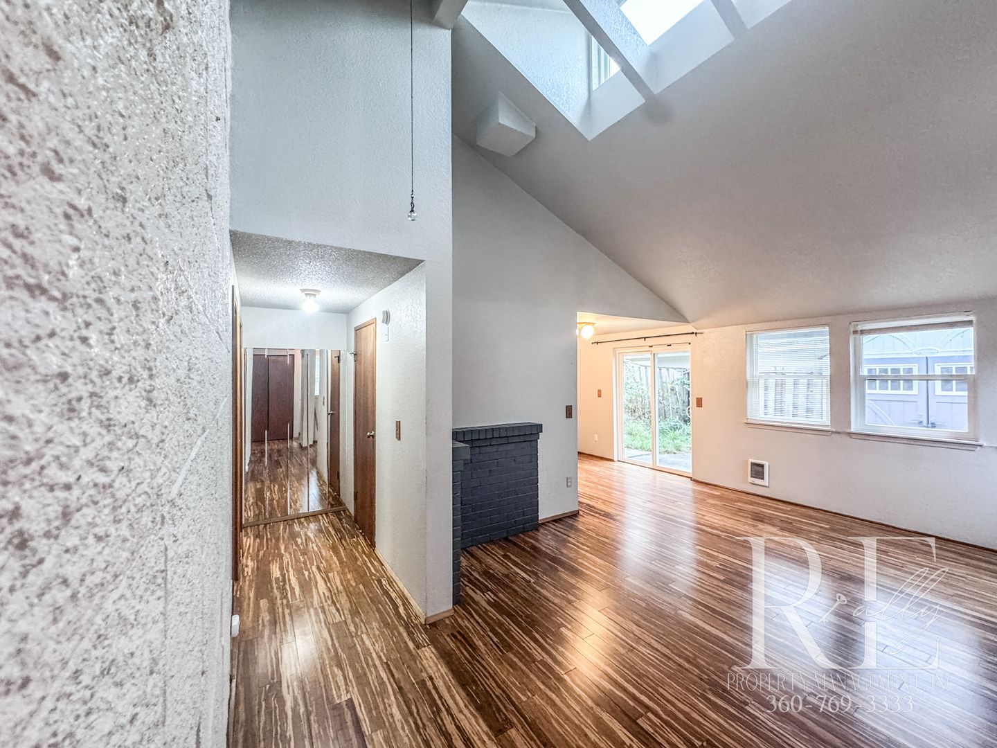 Tacoma Multiplex: 5627 Cheyenne St S, Unit A