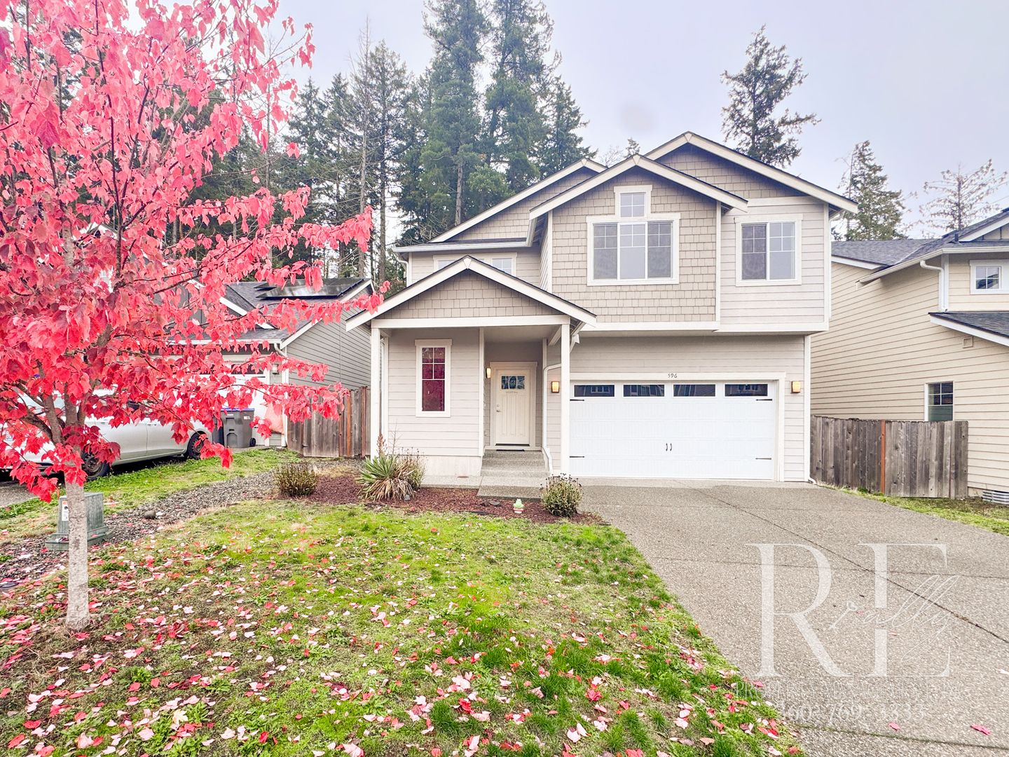 Bremerton House: 596 NE Nantucket St