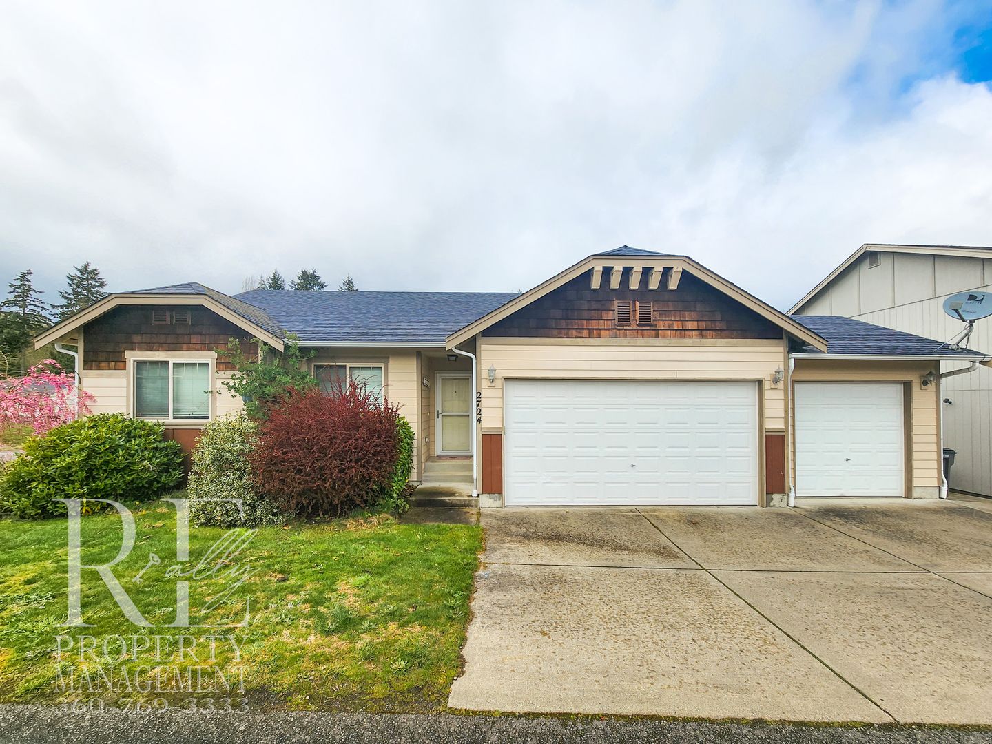 Port Orchard House: 2724 Massachusetts Pl E